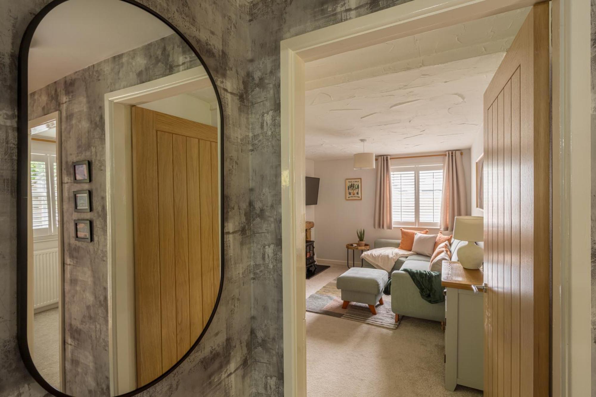 Squirrel Bank, With A Hot Tub & Parking Villa Bowness-on-Windermere Dış mekan fotoğraf
